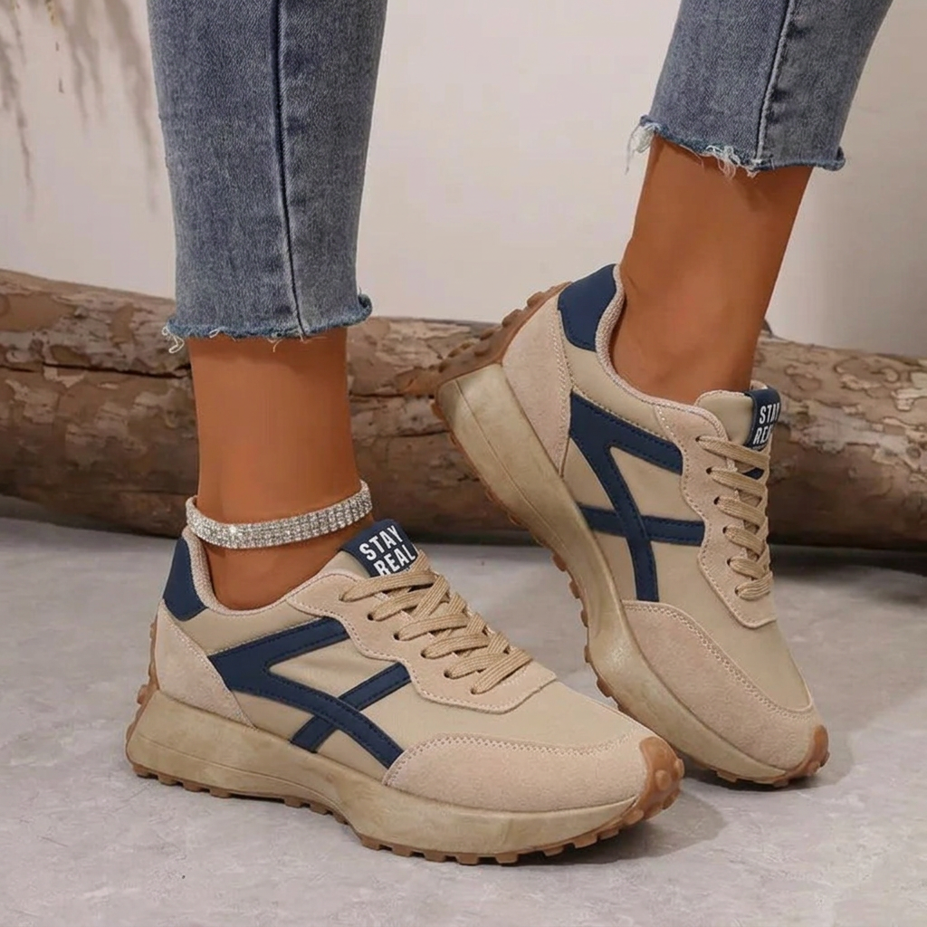 Orthopaedic comfort trainers in beige with blue side stripes and lace-up rubber sole